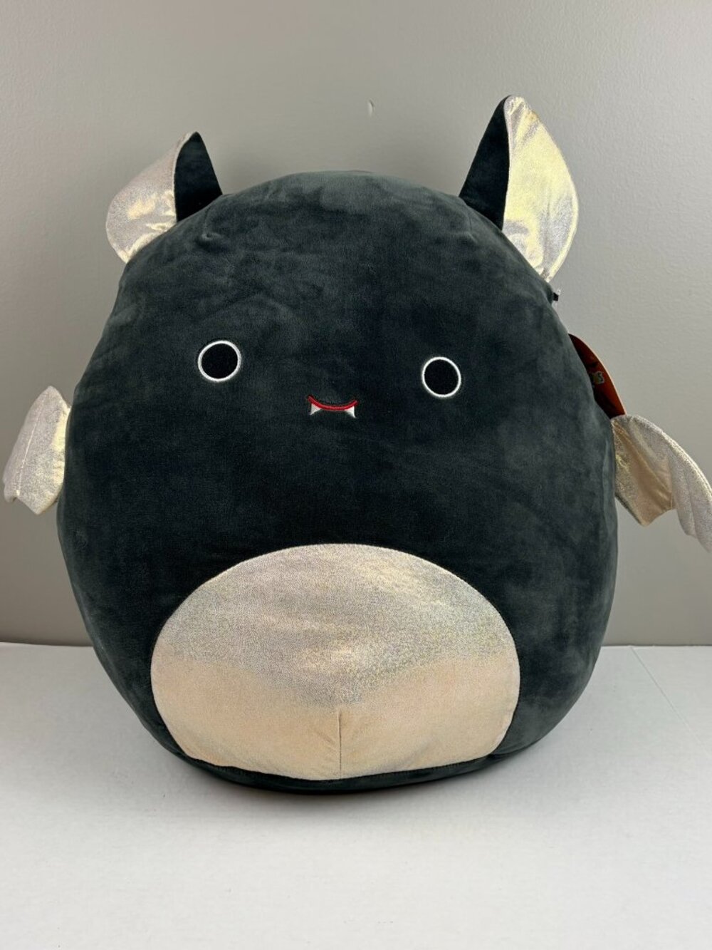 Squishmallow Emily the Bat 20" Plush NWT Black With Silver Stomach S16 #184-3